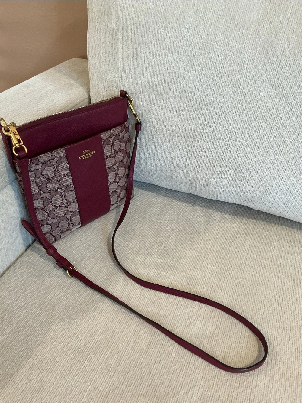 Coach Kit Messenger Crossbody in Signature Canvas